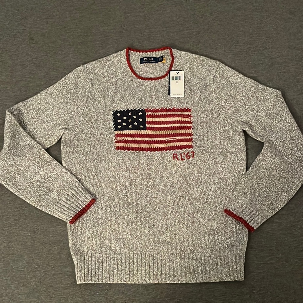 Polo by Ralph Lauren sweater 👕